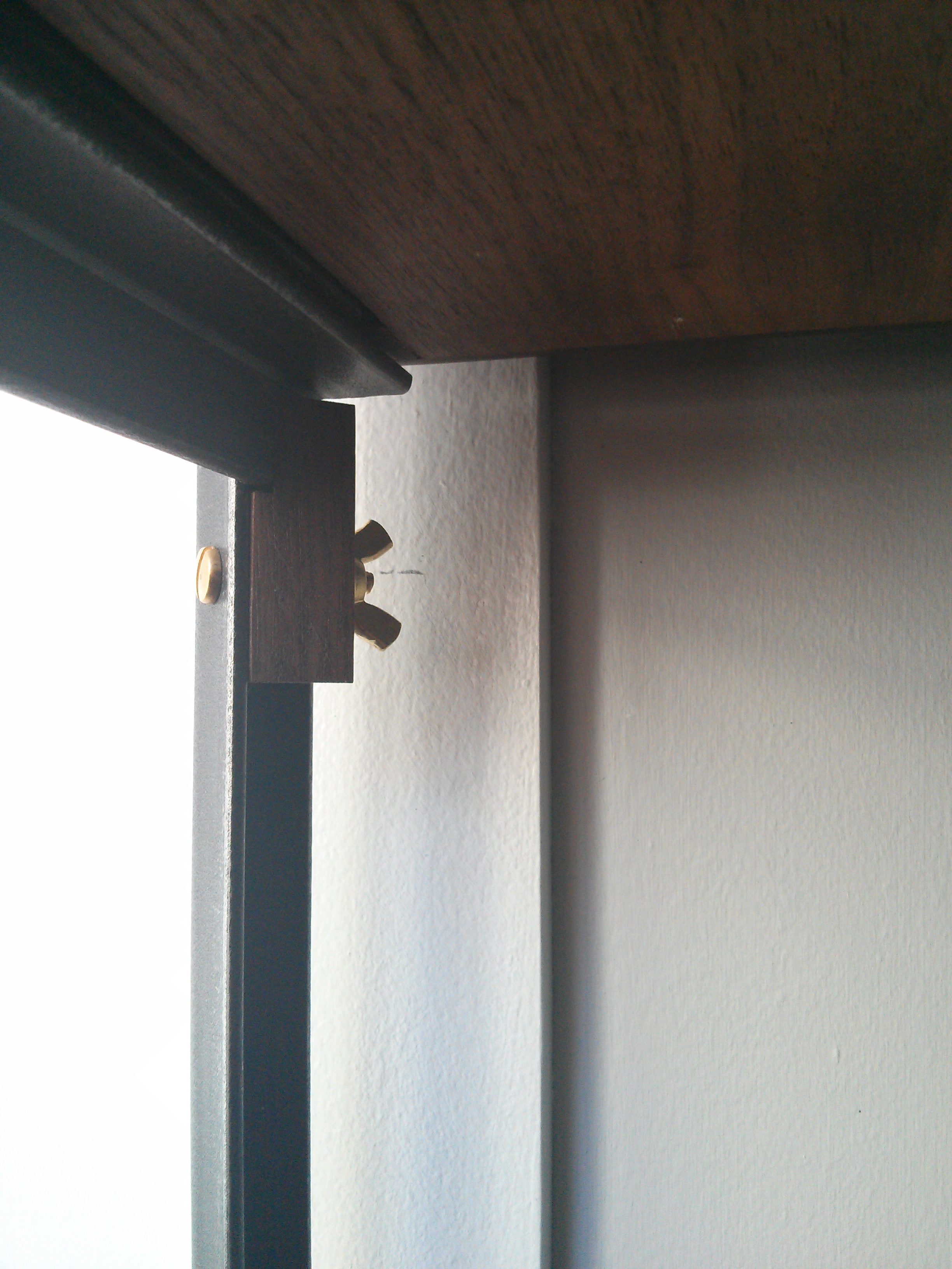 jude+shelf+detail2